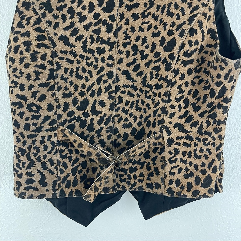 Vintage 90s Tan Black Suede Leather Cheetah Print V Neck Zip Up Biker Vest Top - Picture 9 of 10